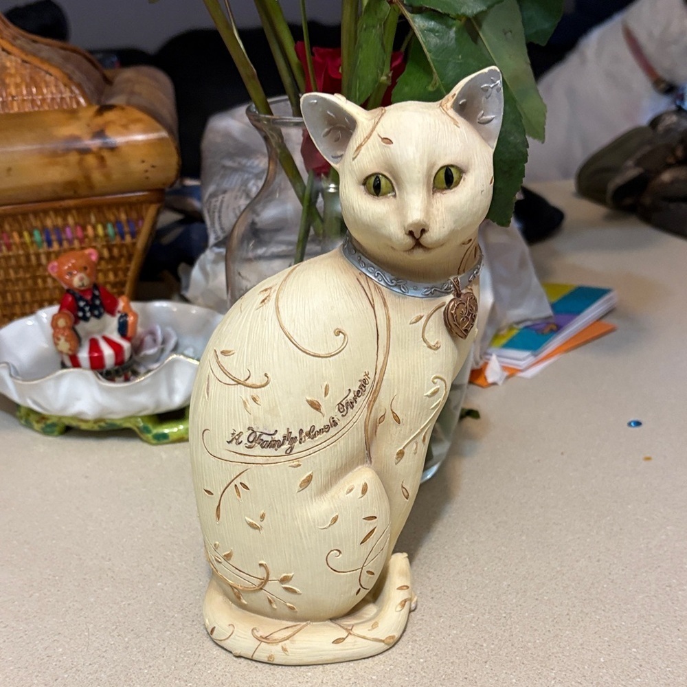 Elements Family Cat 82082 Pavilion Gift Company Barbara McDonald 2007 - Picture 5 of 5